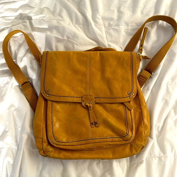 The Sak backpack can convert into a crossbody - Picture 1 of 7